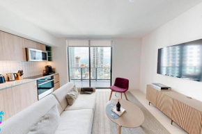 Stunning 2 Bed 2 Bath w balcony & incredible views